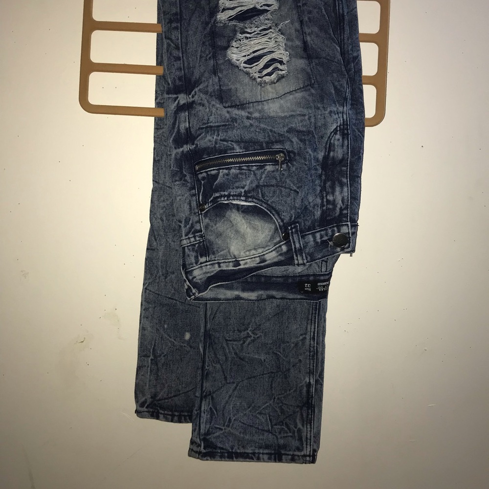 Acid wash men’s jeans size 32